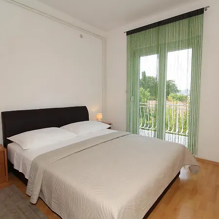 Ombla Apartment *