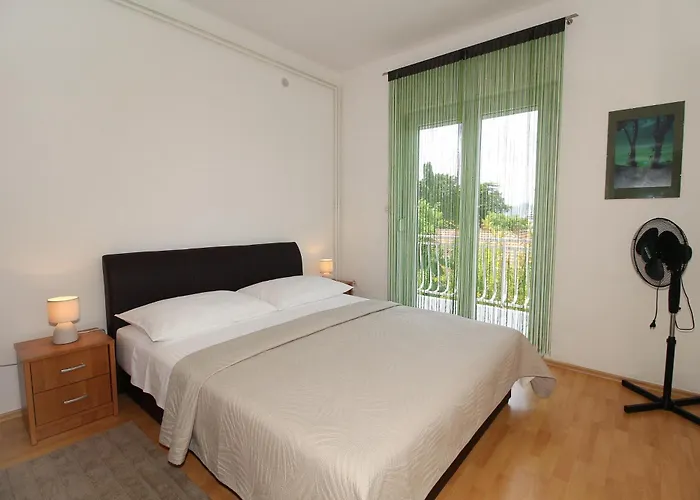Ombla Apartment *