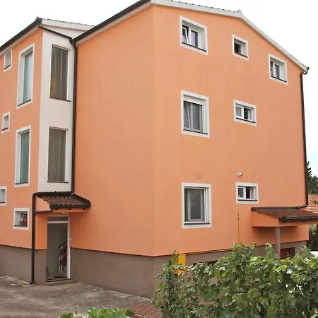 Ombla Apartment