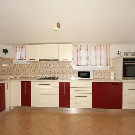 Ombla Apartment *